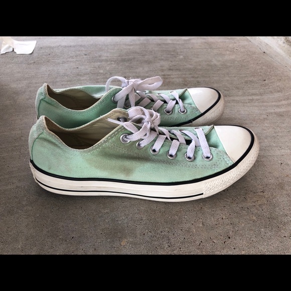 Low Top Mint Green Converse - Picture 3 of 4